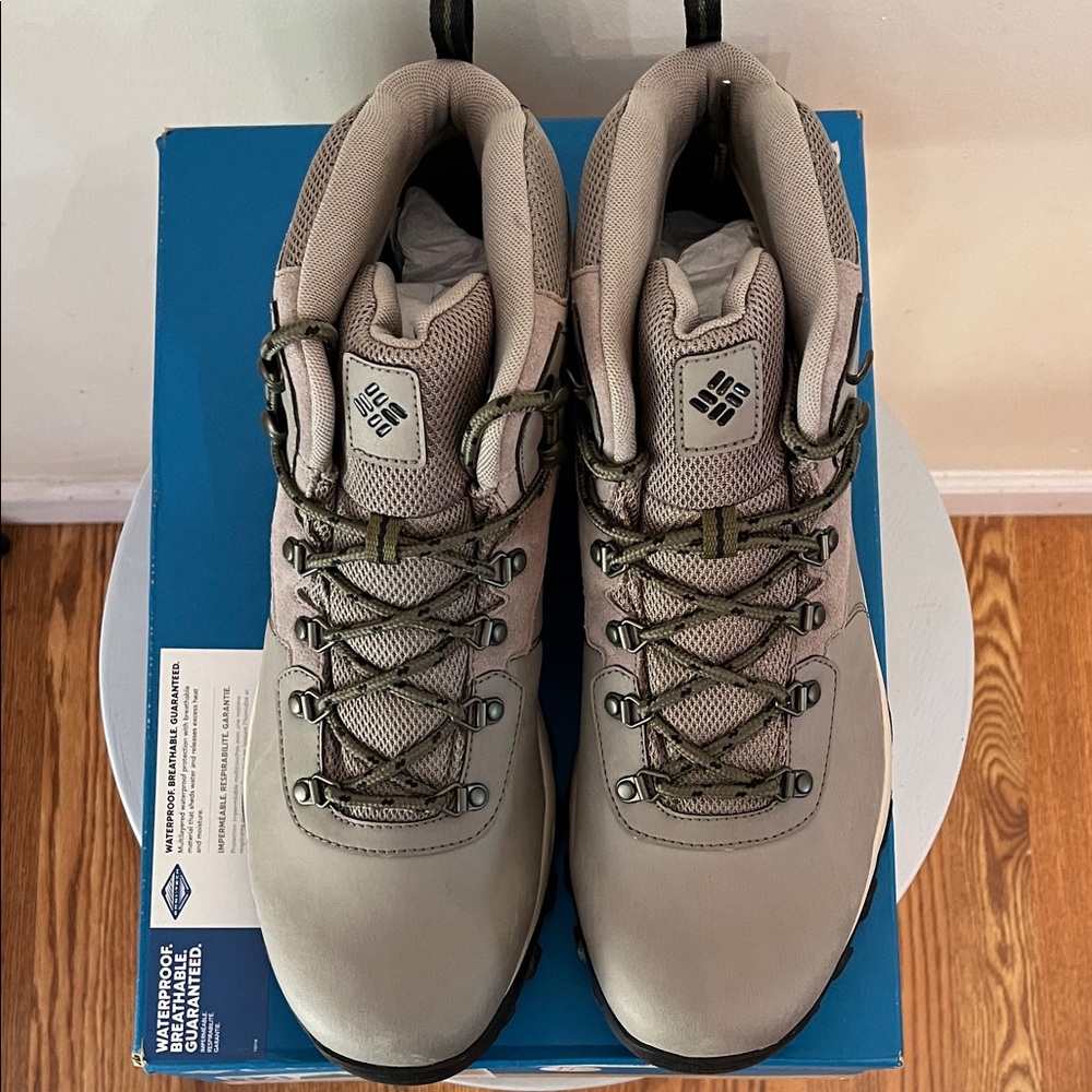 NIB Columbia Men’s Newton Ridge™ Plus II Waterproof Hiking Boot - Picture 3 of 6